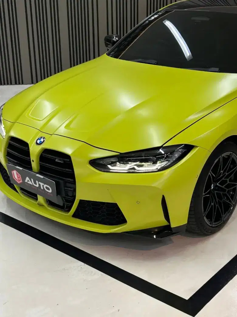 BMW M4 (2023)